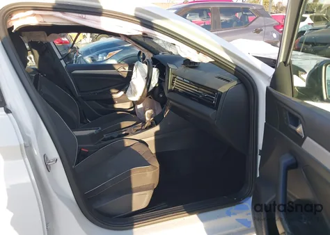 2025 Volkswagen Jetta 1.5T Sport z USA, uszkodzony, nr VIN 3VWBX7BU0SM037690